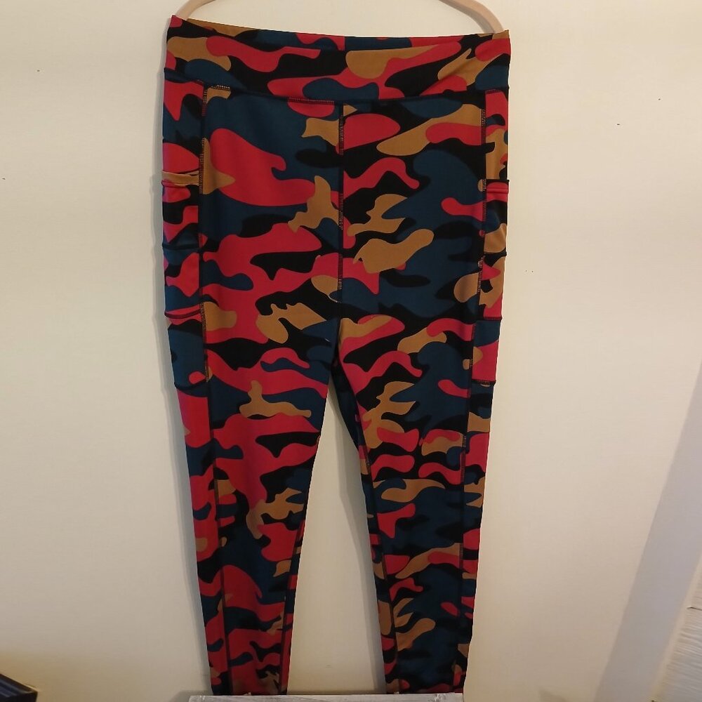 POP Fit 2X Spandex Pocketed Leggings Like-new Multi color Camo Pattern